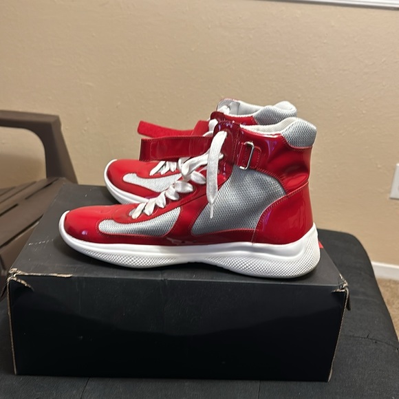 Brand New Prada - Picture 2 of 3